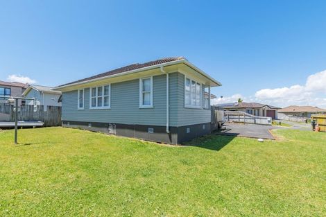 Photo of property in 79 Robert Skelton Place, Clendon Park, Auckland, 2103