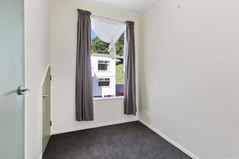 Photo of property in Fernhill Flats, 9/324 The Terrace, Te Aro, Wellington, 6011