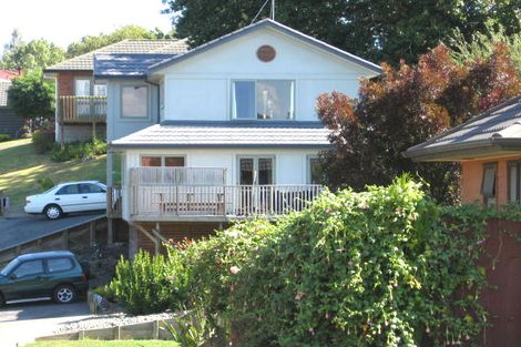 Photo of property in 3 Ryehill Close, New Lynn, Auckland, 0600