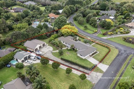 Photo of property in 1 Frank Knight Place, Waiuku, 2123