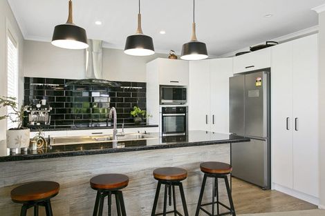 Photo of property in 28 Huka Heights Drive, Rangatira Park, Taupo, 3330