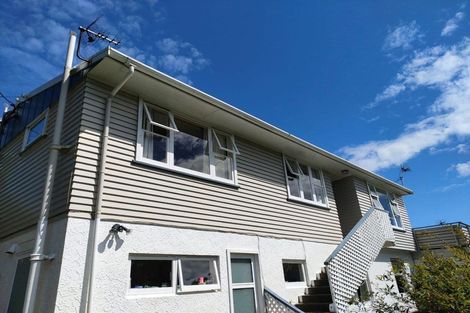 Photo of property in 8b Cam Street, Island Bay, Wellington, 6023