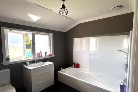 Photo of property in 209 Avenue Road West, Hastings, 4122