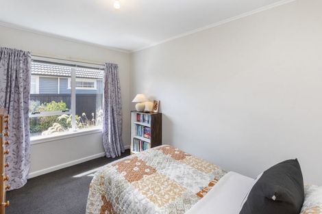 Photo of property in 61 Charlcott Street, Burnside, Christchurch, 8053