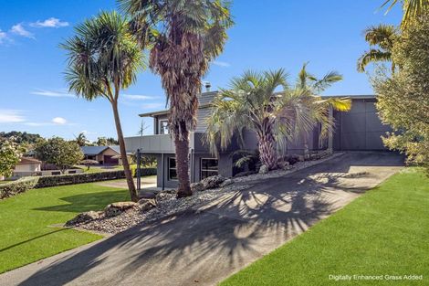 Photo of property in 2 Honeysuckle Lane, Ohauiti, Tauranga, 3112