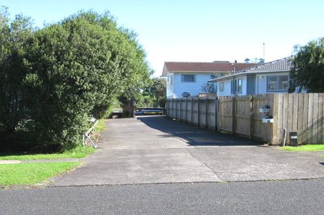 Photo of property in 25a Minaret Drive, Bucklands Beach, Auckland, 2014