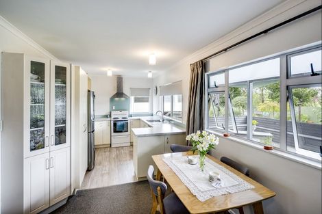 Photo of property in 27 Te Awa Avenue, Te Awa, Napier, 4110