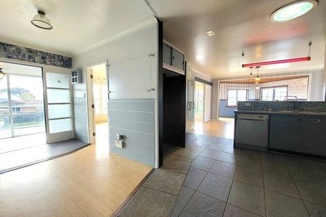 Photo of property in 2/87b Verbena Road, Birkdale, Auckland, 0626