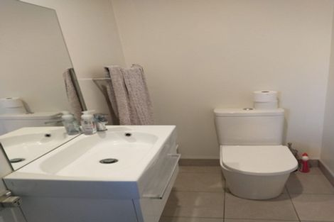 Photo of property in 87a Moncks Spur Road, Redcliffs, Christchurch, 8081