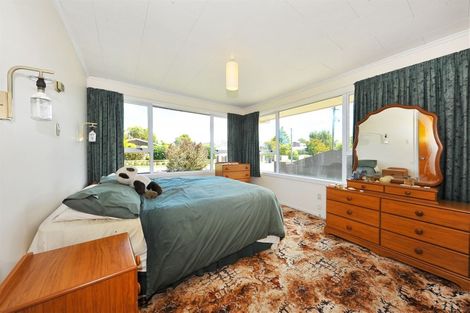 Photo of property in 43 Gainsborough Street, Hoon Hay, Christchurch, 8025