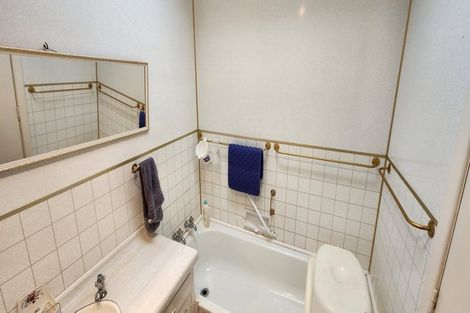 Photo of property in 2/13 Fillis Street, New Plymouth, 4310