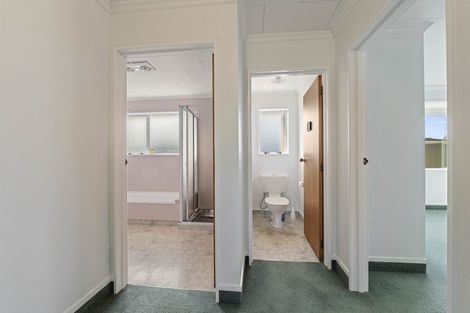 Photo of property in 2a Hamlet Street, Stratford, 4332