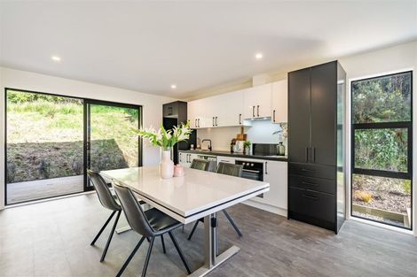 Photo of property in 11 Hastings Grove, Wainuiomata, Lower Hutt, 5014