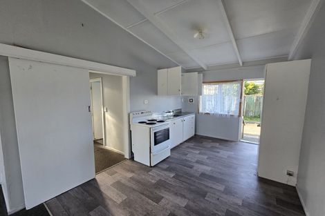 Photo of property in 99a Kawaha Point Road, Kawaha Point, Rotorua, 3010