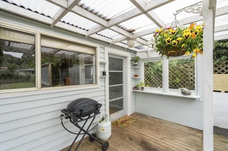 Photo of property in 38 Paritutu Road, Spotswood, New Plymouth, 4310