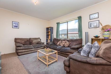 Photo of property in 1/25 Kennington Drive, Clendon Park, Auckland, 2103