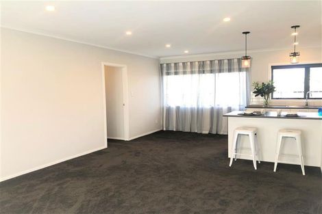Photo of property in 2/34 Woolfield Road, Papatoetoe, Auckland, 2025