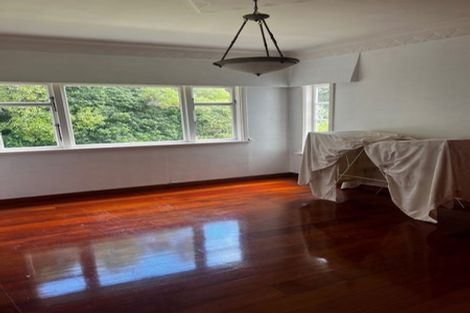 Photo of property in 4 Vennell Street, Brooklyn, Wellington, 6021