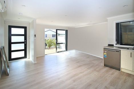 Photo of property in 5/1 Burrows Place, Frankton, Hamilton, 3204