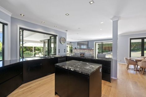 Photo of property in 12a Wainoni Heights, Greenhithe, Auckland, 0632