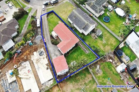 Photo of property in 31 Corsair Crescent, Mangere, Auckland, 2022