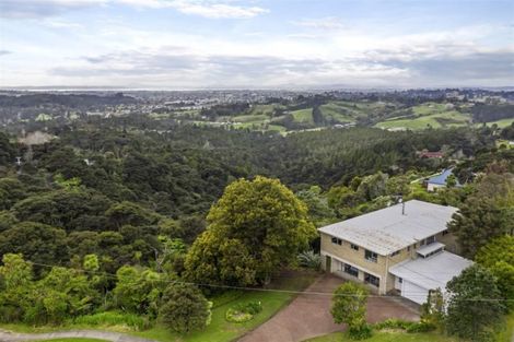 Photo of property in 1144 Scenic Drive North, Swanson, Auckland, 0816