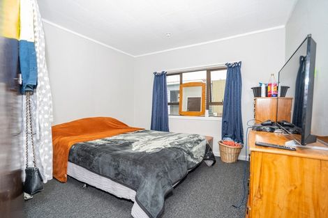 Photo of property in 68 Mclarin Road, Glenbrook, Waiuku, 2681