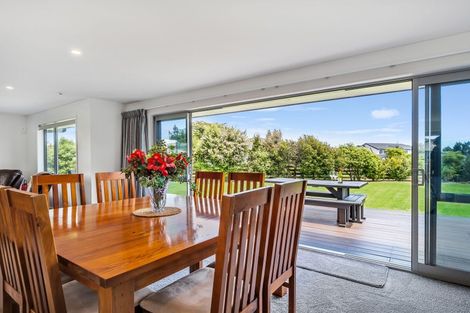 Photo of property in 17 Westwood Drive, Aokautere, Palmerston North, 4471