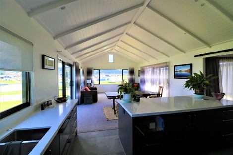 Photo of property in 70 Leeward Drive, Whitianga, 3510