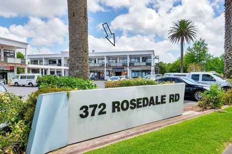 Photo of property in 4/372 Rosedale Road, Rosedale, Auckland, 0632