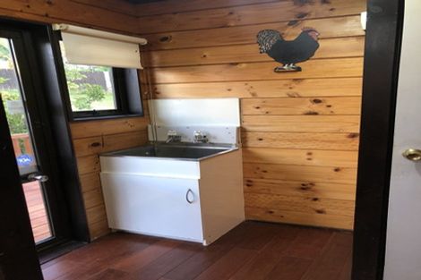 Photo of property in 5 Melia Grove, Goodwood Heights, Auckland, 2105