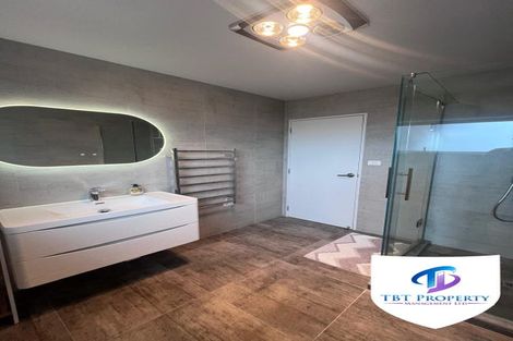 Photo of property in 14 Irongate Avenue, Ranui, Auckland, 0612