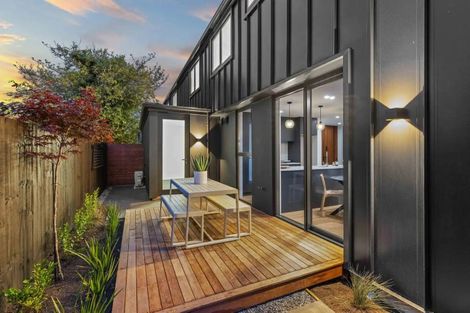 Photo of property in 1/60 Innes Road, 8014