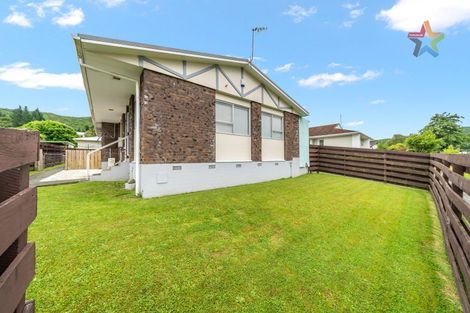Photo of property in 315 Wellington Road, Wainuiomata, Lower Hutt, 5014