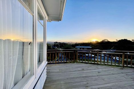 Photo of property in 7 Chamberlain Road, Massey, Auckland, 0614