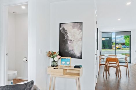 Photo of property in 39 Red Cottage Drive, Lake Hayes, Queenstown, 9304