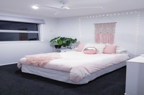 Photo of property in 10 Sarcodia Place, Papamoa Beach, Papamoa, 3118