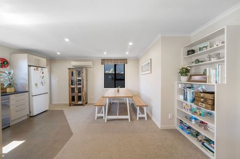 Photo of property in 8 Hargest Crescent, Saint Kilda, Dunedin, 9012