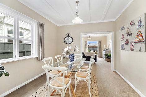 Photo of property in 22 Resolution Street, Lyall Bay, Wellington, 6022