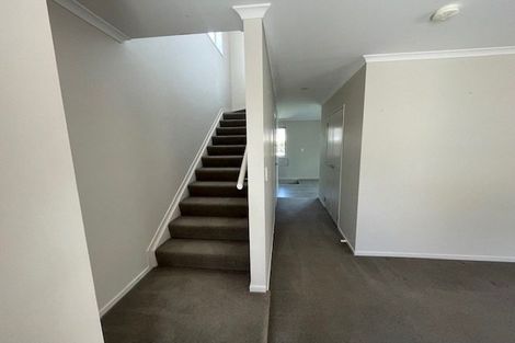 Photo of property in 1 Akeake Lane, Manurewa, Auckland, 2102