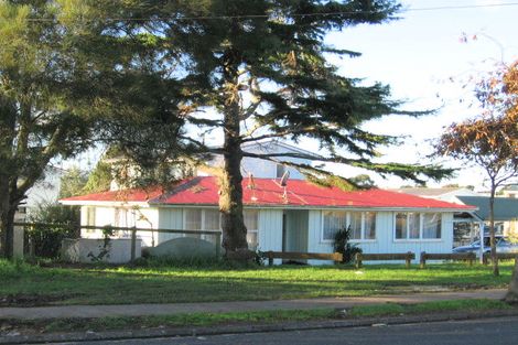 Photo of property in 28 Flat Bush Road, Otara, Auckland, 2023