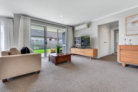 Photo of property in 11 Drower Glen, Flagstaff, Hamilton, 3210