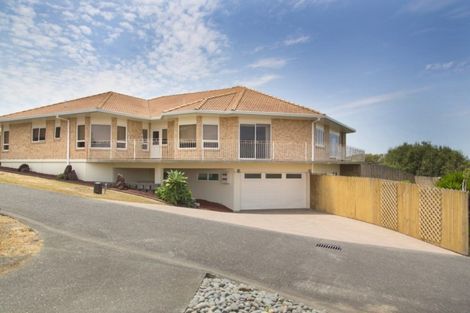 Photo of property in 1 Clearview Close, Dargaville, 0310