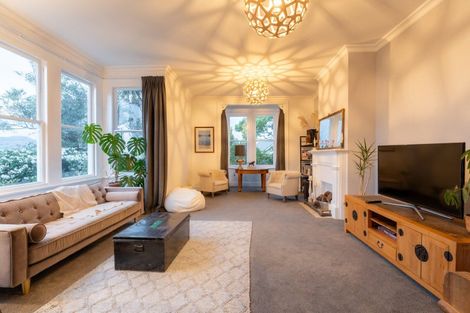 Photo of property in 248 Highgate, Roslyn, Dunedin, 9010