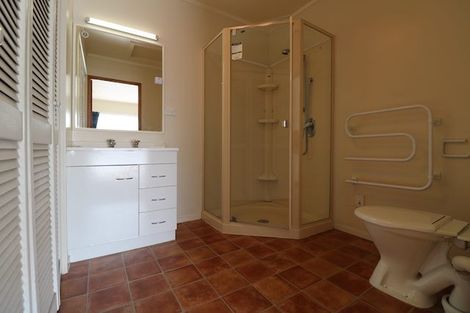 Photo of property in 122a Puhinui Road, Papatoetoe, Auckland, 2104