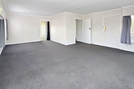Photo of property in 1/111 Shakespeare Road, Milford, Auckland, 0620