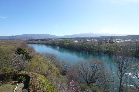 Photo of property in 45 Earnscleugh Road, Bridge Hill, Alexandra, 9320