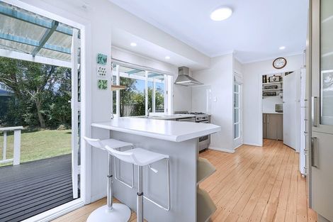 Photo of property in 48 Pulham Crescent, Queenwood, Hamilton, 3210