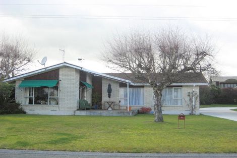 Photo of property in 16 Kohatu Parade, Wharewaka, Taupo, 3330