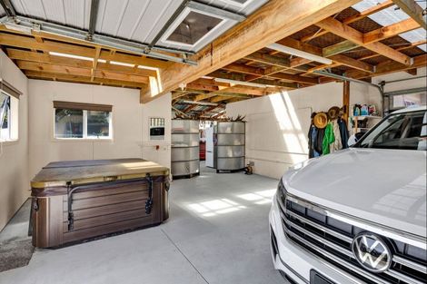 Photo of property in 50 Leslie Street, Waitara, 4320